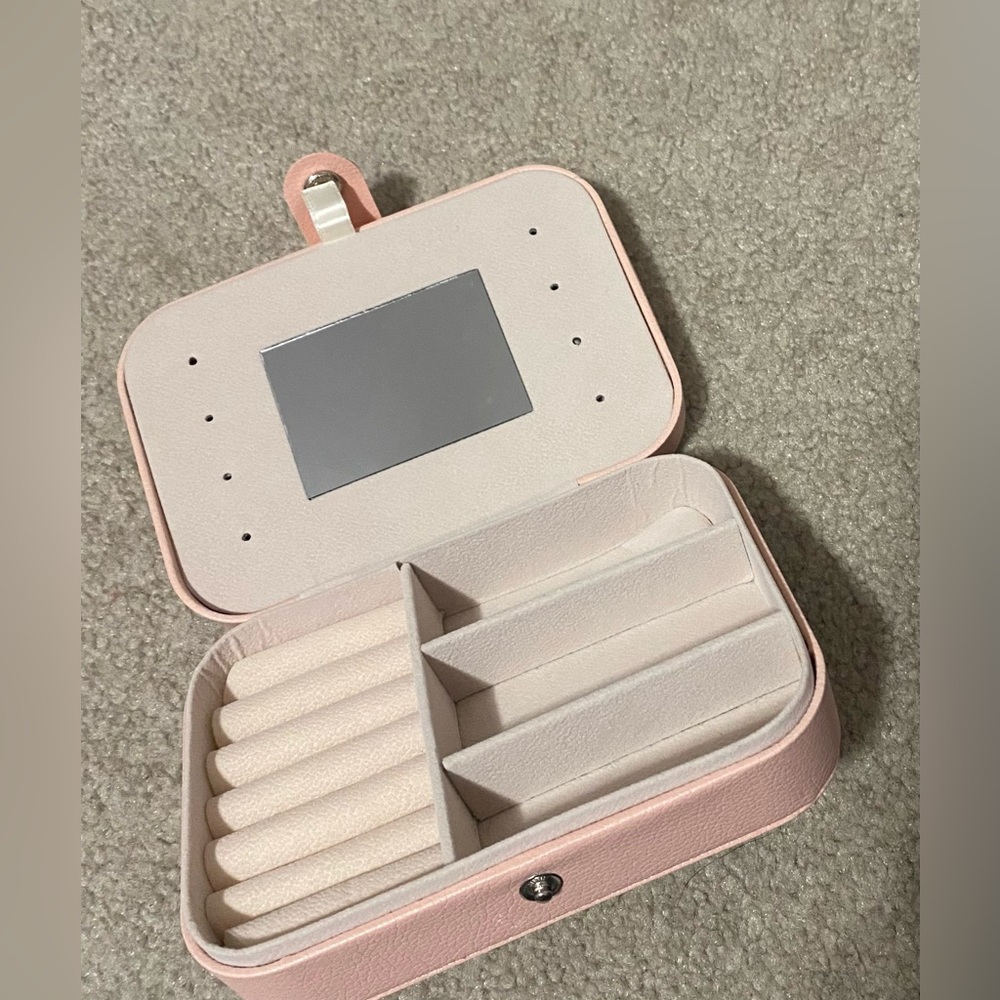 Mini Portable Travel Jewelry Box
